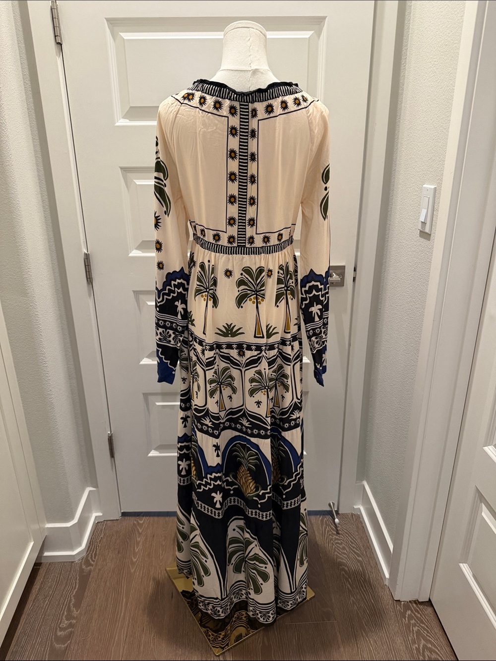 FARM Rio Tropical Garden Dress Size S - Picture 9 of 9